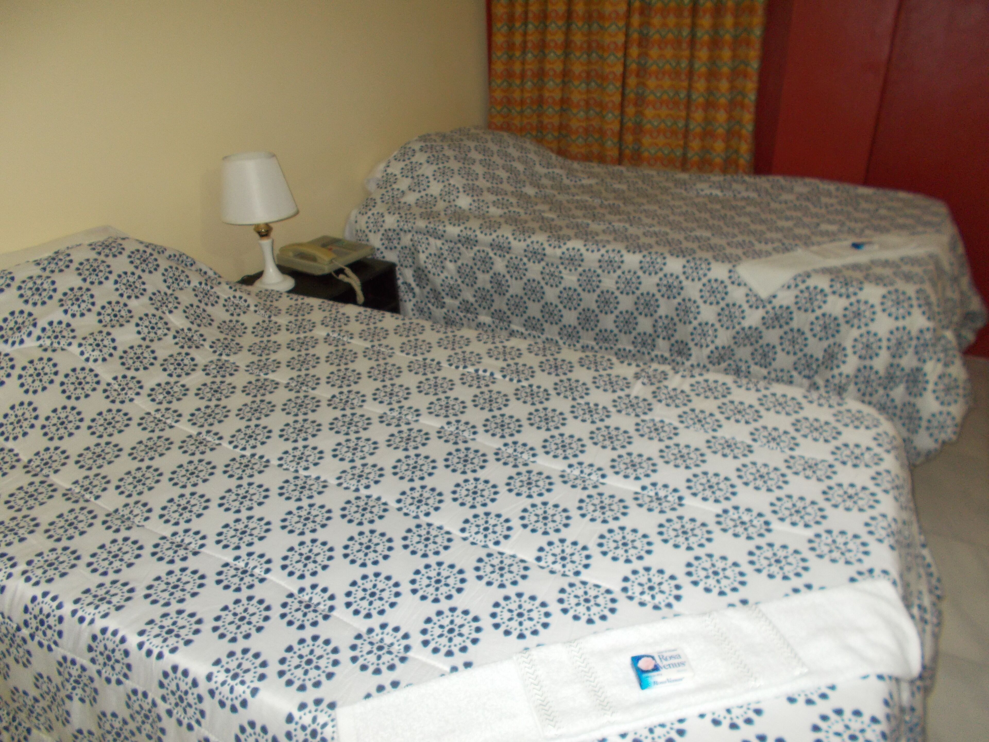 Standard Double or Twin Room, Multiple Beds, Non Smoking, Ground Floor