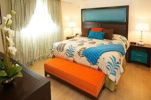 Room - Cozy 2-bedroom condo in peaceful East End with AC and gym (East End)