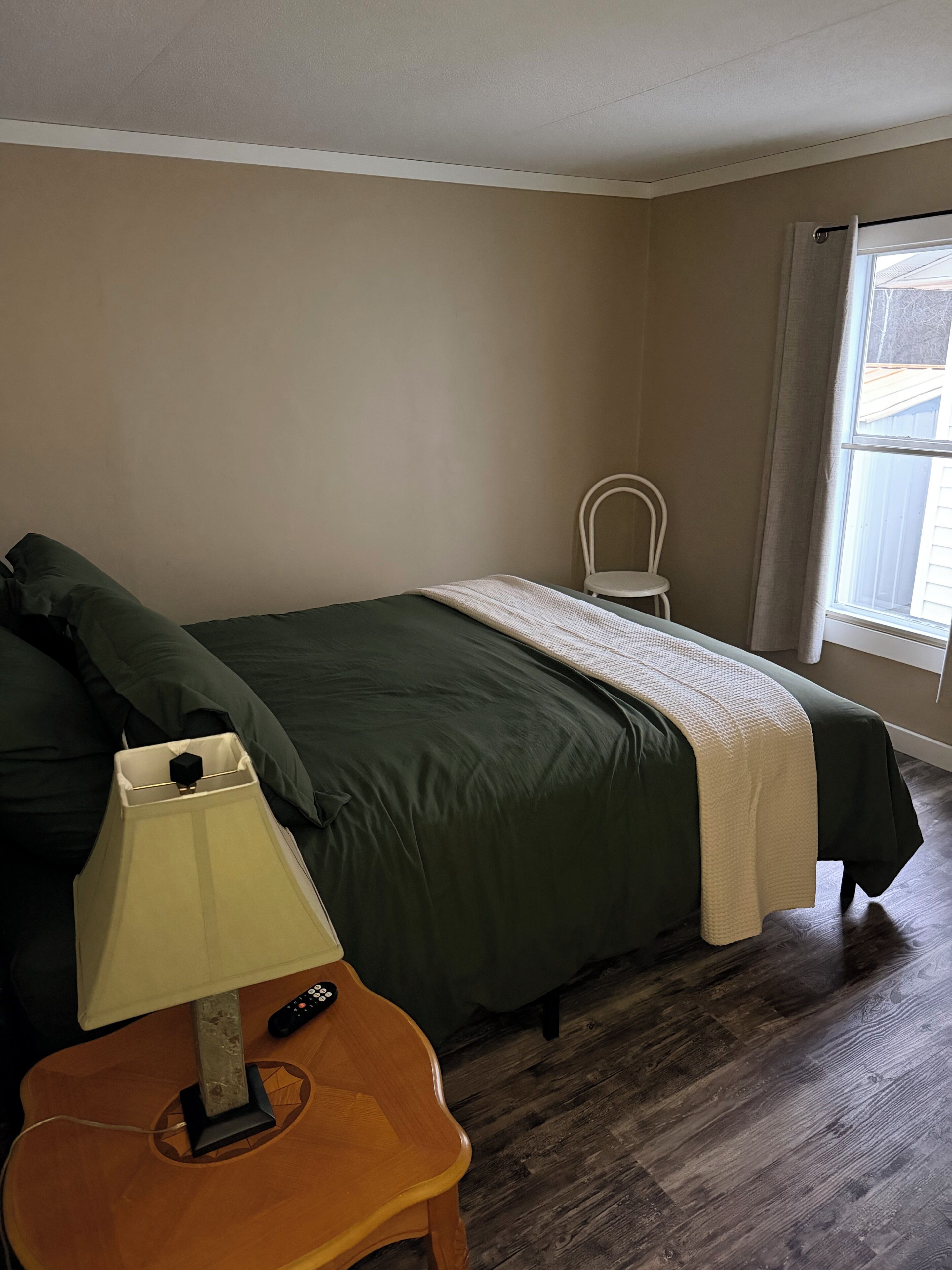 4 bedrooms, WiFi, bed sheets