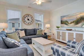 TV - Beach Block Beauty w/ Pool (Wildwood)