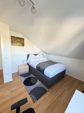 Room - Modern house near Audi in Appertshofen/Stammham (Stammham)