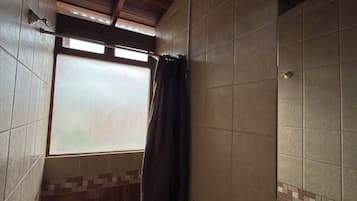 Handtücher, Seife, Toilettenpapier