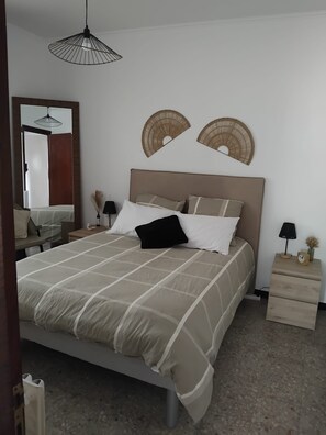 3 chambres, accès au Wi-Fi (inclus), literie fournie