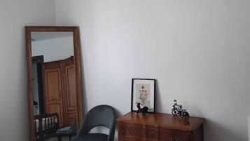 3 chambres, Wi-Fi gratuit, draps fournis