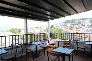 Outdoor dining - mudanya yıldız otel (bursa)