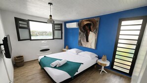 3 slaapkamers, een bureau, een strijkplank/strijkijzer, gratis wifi
