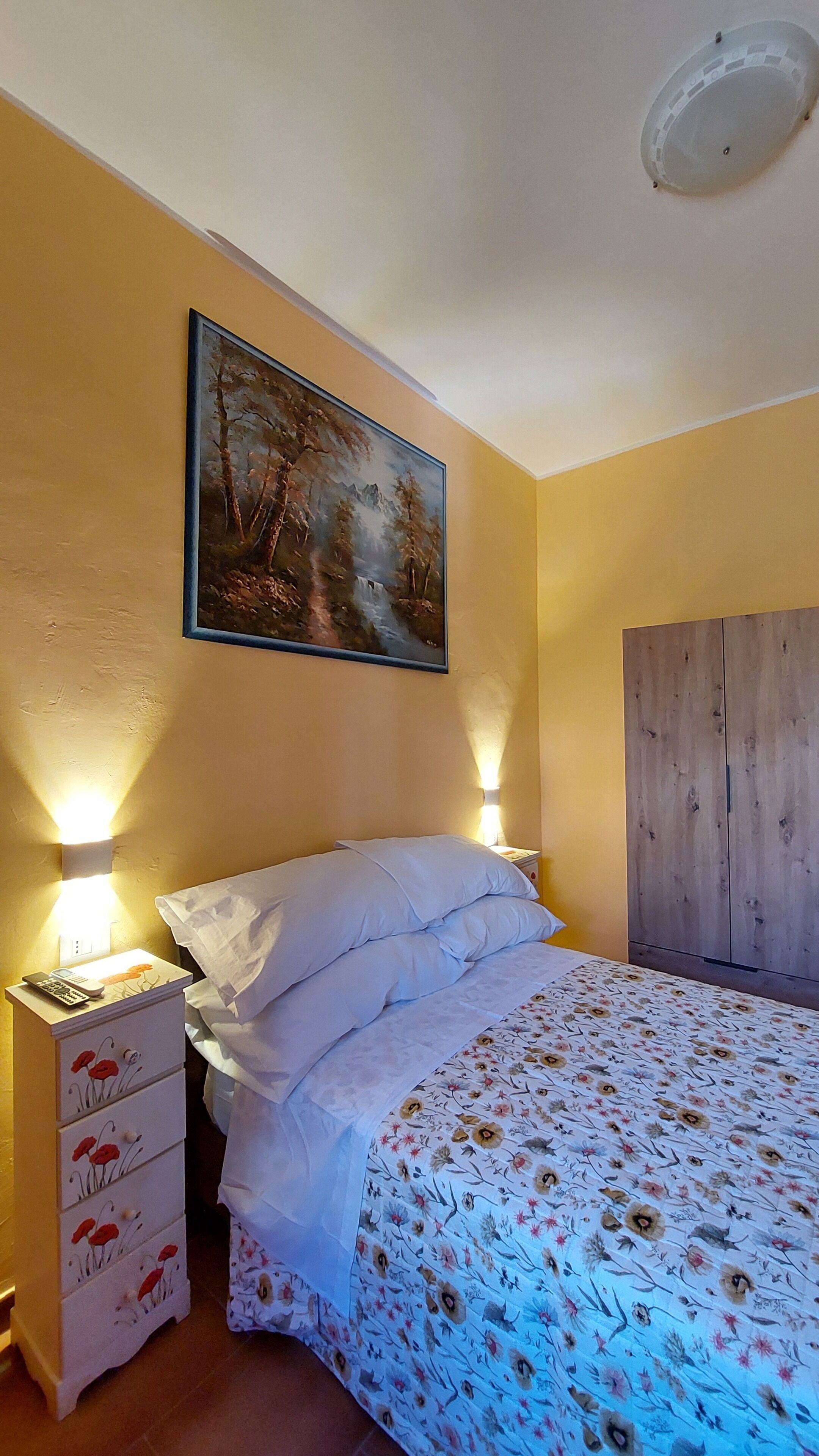 1 camera, Wi-Fi gratuito, lenzuola