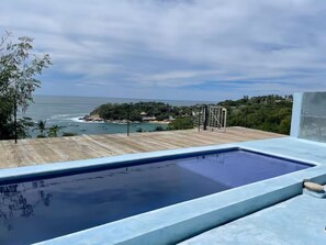 Outdoor pool - Horizonte House suite 1 (Puerto Escondido)