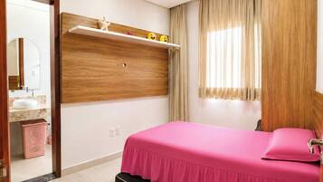 Premium House | Premium bedding, free WiFi, individually decorated
