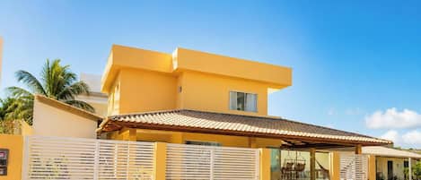 Premium House | Exterior