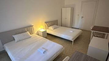 2 Schlafzimmer, Bügeleisen/Bügelbrett, WLAN, Bettwäsche