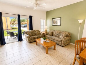 TV - Easy family stay with resort pool (Kissimmee)
