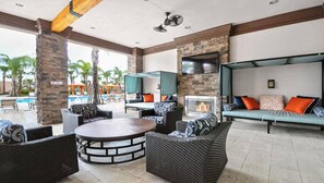 Terrace/patio - Luxury 2-Bed Condo in Storey Lake Resort (Kissimmee)