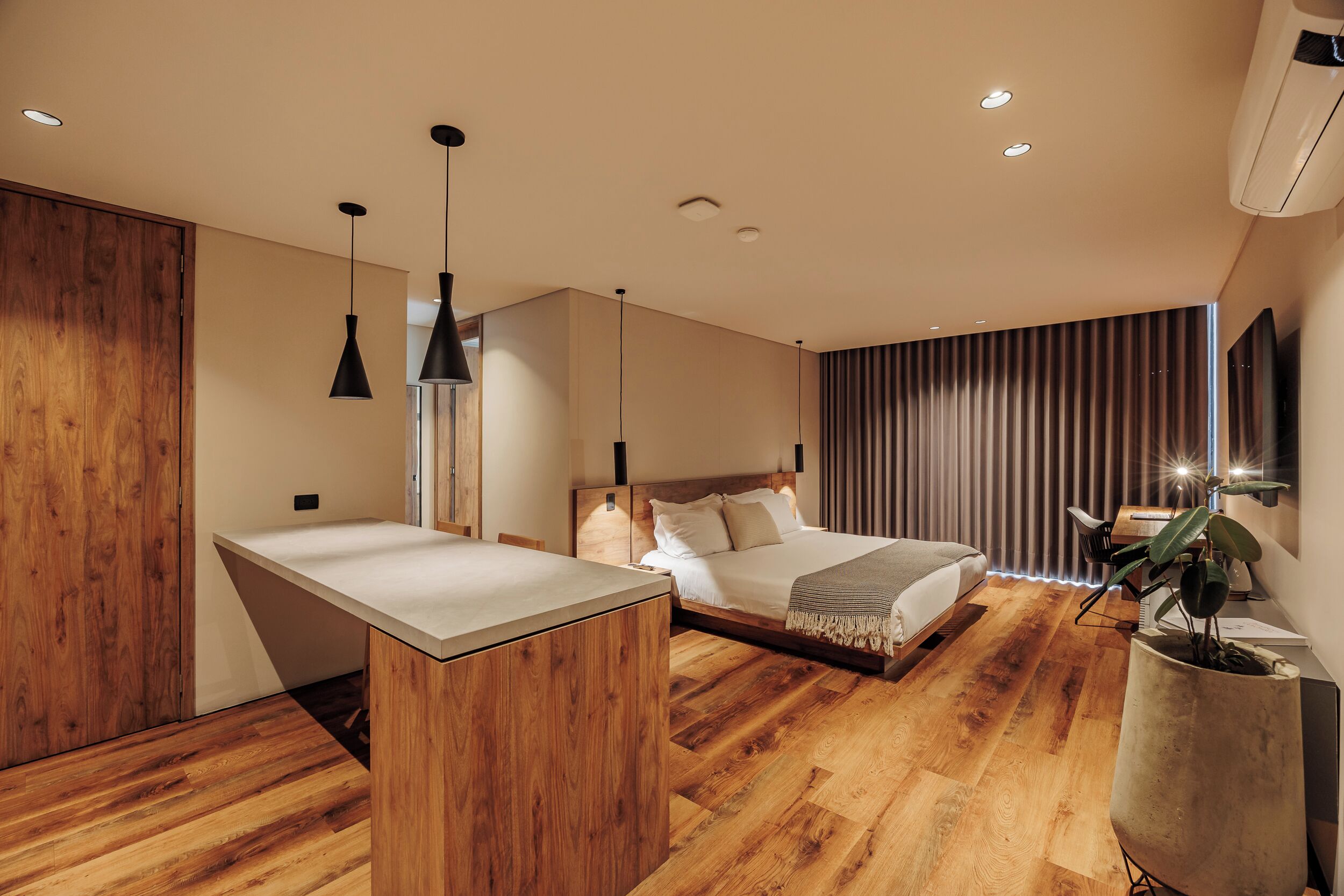 Superior Loft, City View