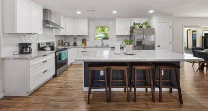 Family Getaway with Pool & Fire Pit