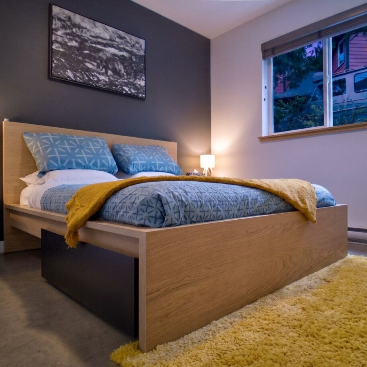 WiFi, bed sheets