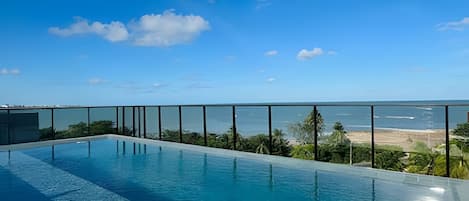 Apartamento superior | Piscina