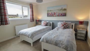 2 bedrooms, WiFi (free), individually decorated, individually furnished