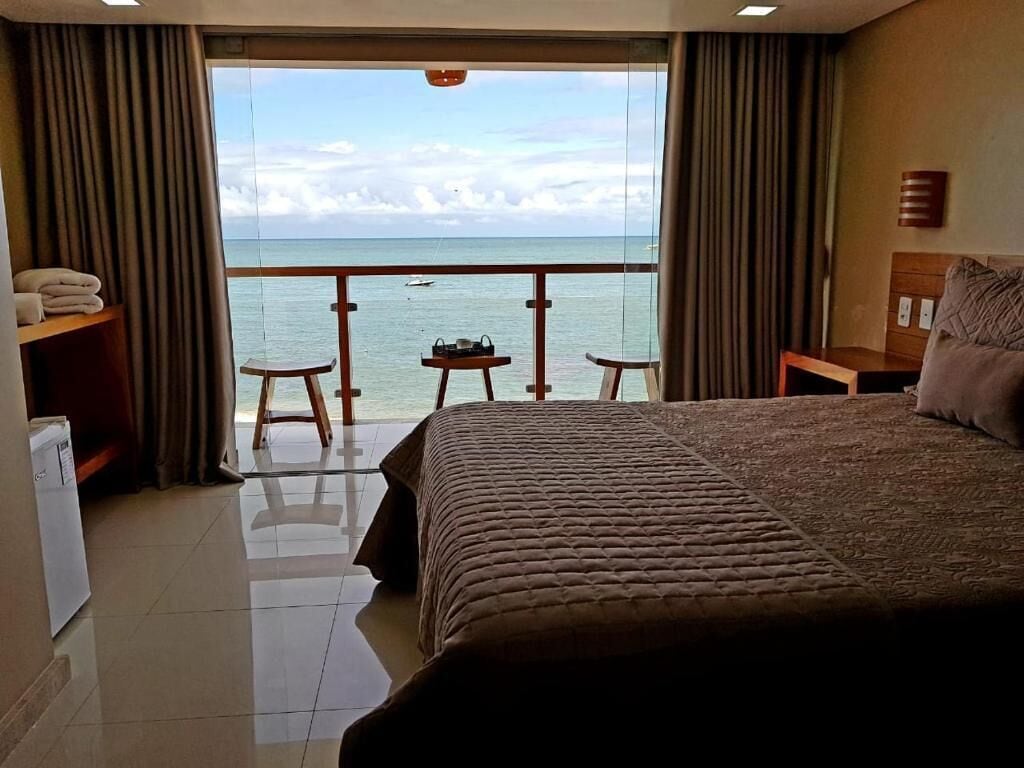 Deluxe Suite, Balcony, Sea View | In-room safe, free WiFi