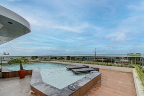 Superior Apartment | Pool | Outdoor pool - W TAMBAU (Joao Pessoa)