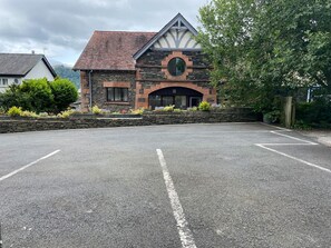Exterior - Lonsdale House (Windermere)