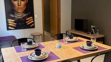 Apartment | Dining