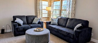 Completely updated 2-bedroom house in Fairmont with garage