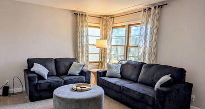 Completely updated 2-bedroom house in Fairmont with garage