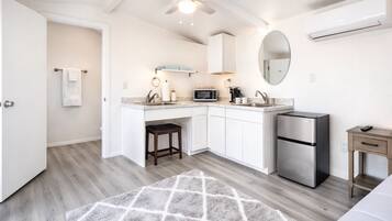 Comfort Cottage, Desert View