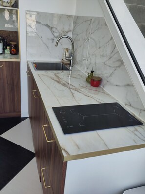 Private kitchen - Vrbo Property (Brest)