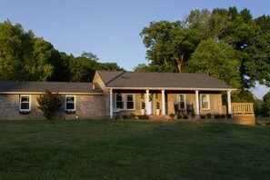 Exterior - Thoughtfully Designed Cottage Retreat on 20 Private Acres Near Nashville (Arrington)