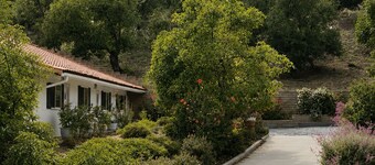 1 mile to Safari Park- Avocado Farm Guest Home-
