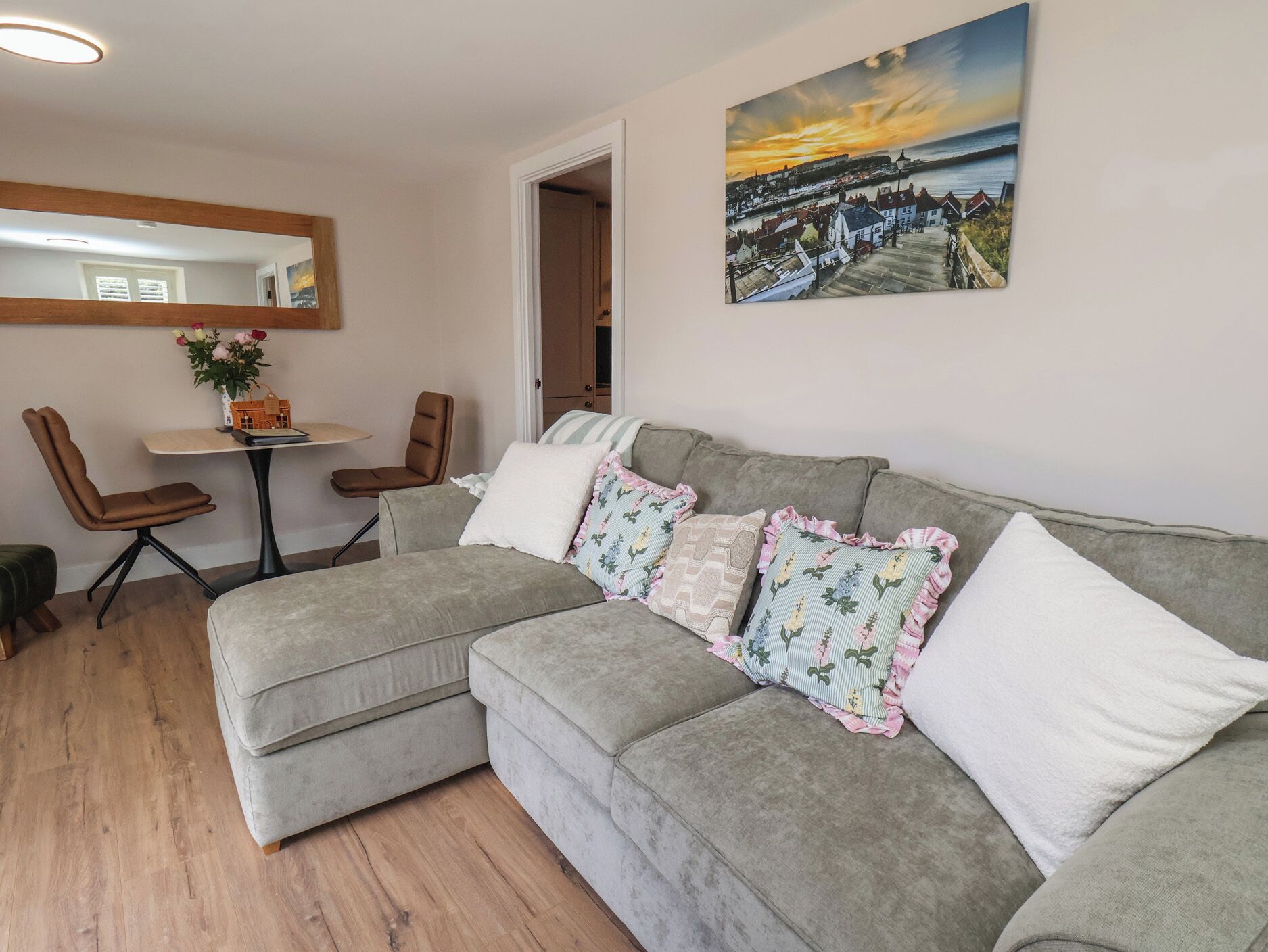 Cottage | Living area