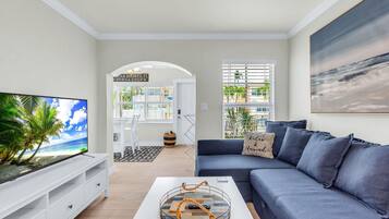 Condo, 1 Queen Bed with Sofa bed (Barefoot Beach Resort A105) | Living area