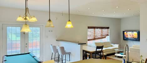 House, 6 Bedrooms, Accessible, Patio | Game room