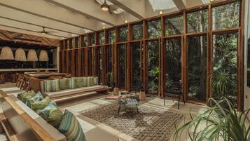 Villa familiar, 5 habitaciones | Interior