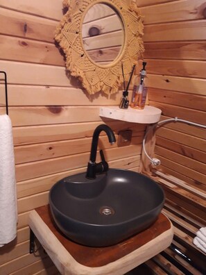Basic-Bungalow, Bergblick | Badezimmer