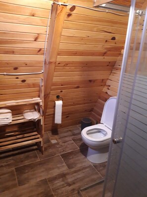 Basic-Bungalow, Bergblick | Badezimmer