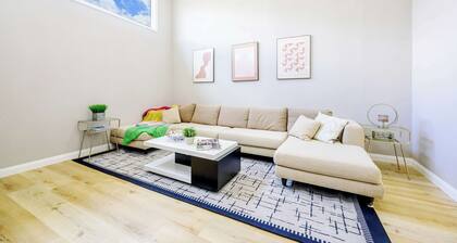 Bright Modern 3BR Home |3 Baths, BBQ, Parking