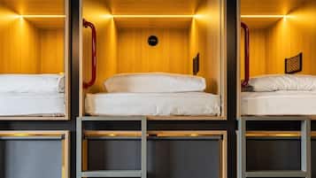 Soundproofing, free WiFi, bed sheets