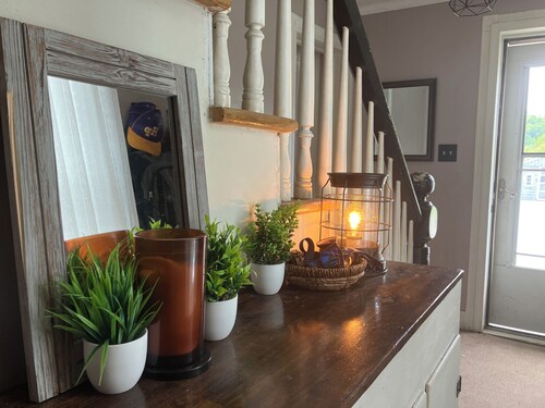 4-bedroom in fantastic Little Falls with heated pool & fitness-near Cooperstown