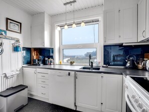 Fridge, dishwasher, cookware/dishes/utensils - "Bondi" - 150m from the sea by Interhome (Thyborøn)