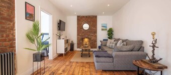 Modern apartment in the heart of St Dogmaels