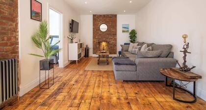 Modern apartment in the heart of St Dogmaels