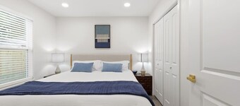 Rampart Inn-3 KINGs-Luxe Amenities-Cozy Stay