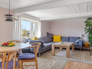 TV, fireplace - "Aslag" - 3.5km from the sea by Interhome (Læsø)