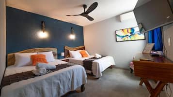 Deluxe Apartment, Park View | In-room safe, desk, laptop workspace, free WiFi