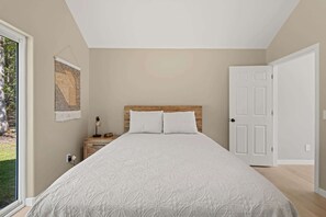 1 Schlafzimmer, Schreibtisch, Bügeleisen/Bügelbrett, WLAN