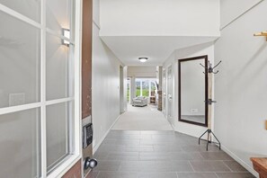 Interior - Ground-Floor Home with Sauna on Monterra Golf (The Blue Mountains)