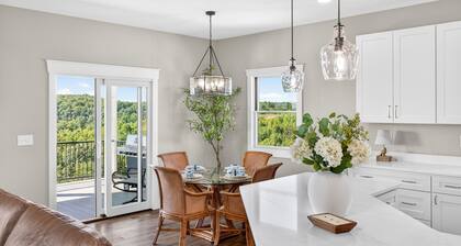 Brand New: Sunkissed on Dale Hollow